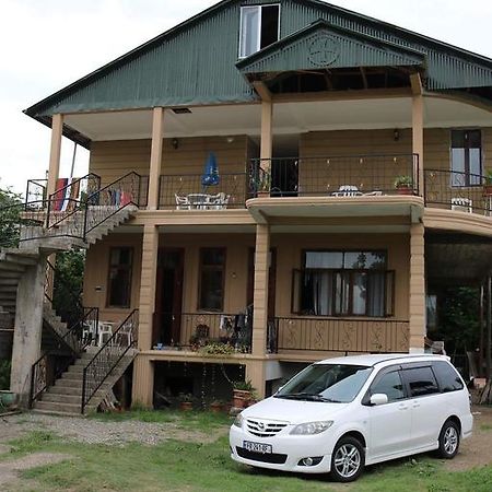 Guest House Barbi Koboeleti Buitenkant foto